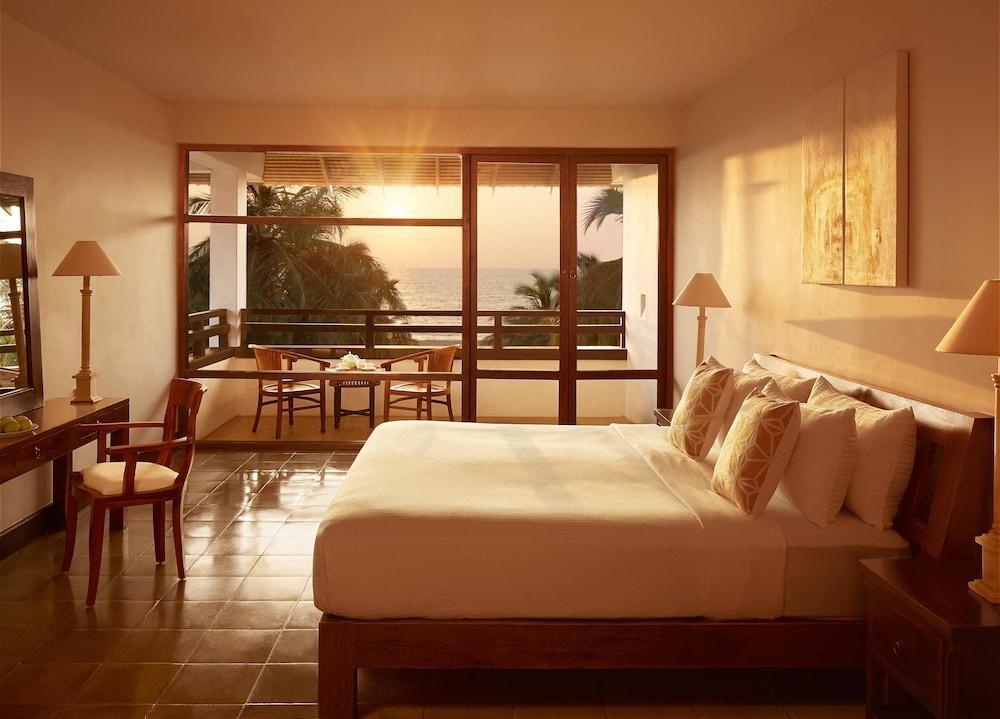 Jetwing Beach Negombo Exterior photo
