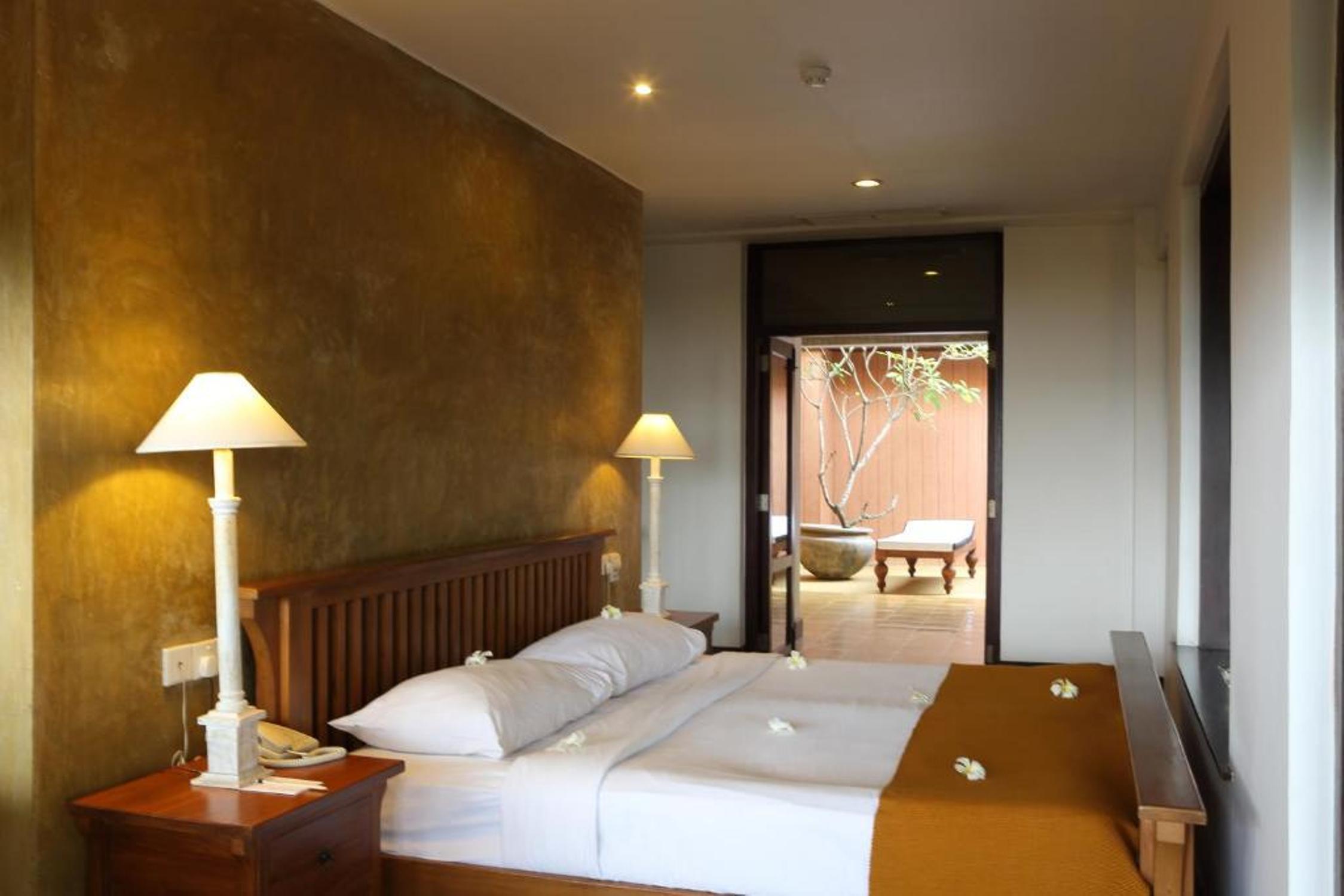 Jetwing Beach Negombo Exterior photo