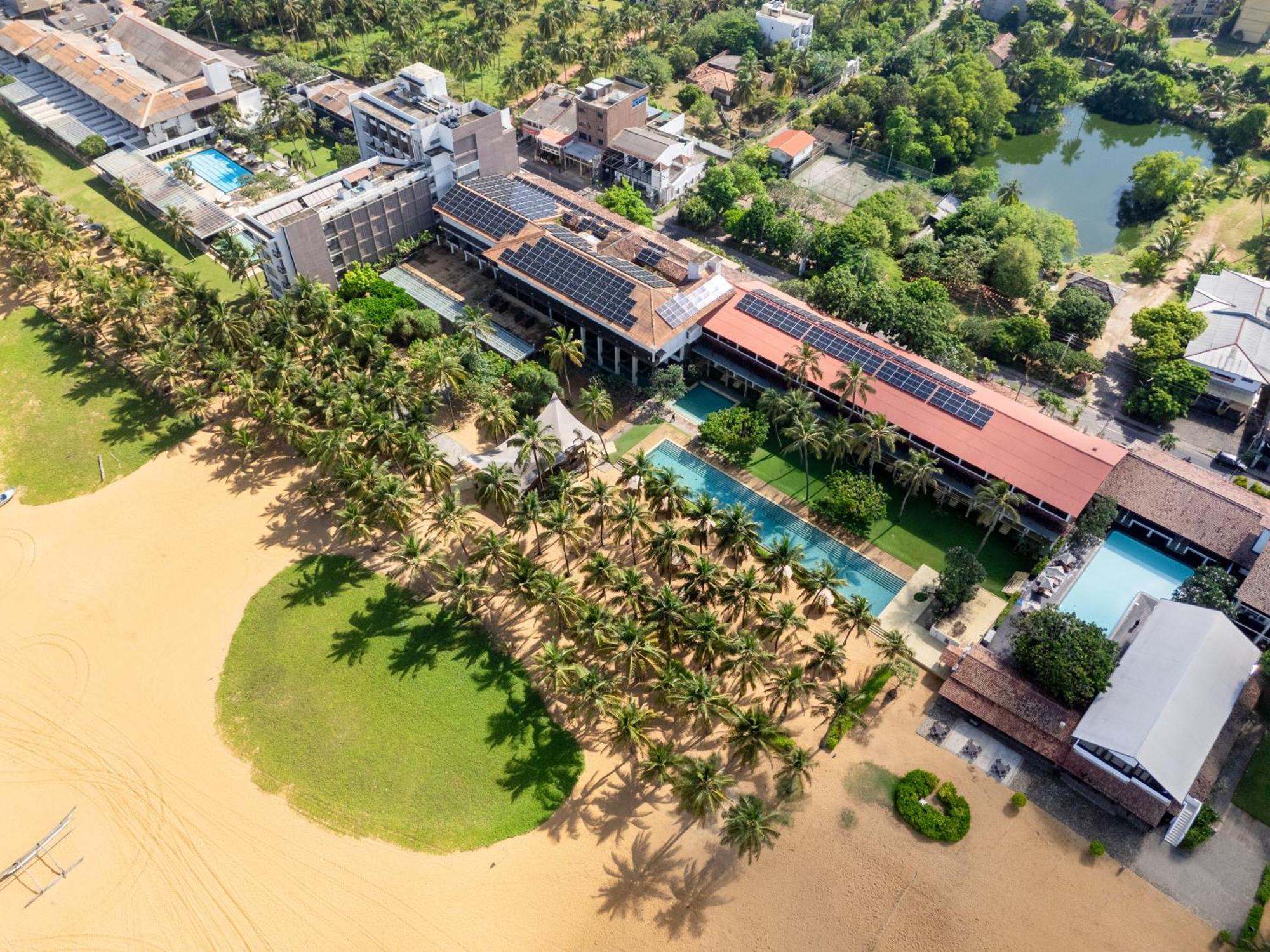 Jetwing Beach Negombo Exterior photo